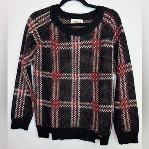 Rich & Royal Black Red Plaid fluffy mohair crewneck Sweater size medium